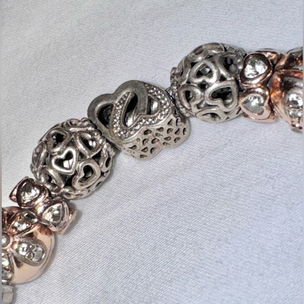 PANDORA 7.1 inch 2 tone silver heart clasp charm bracelet - Picture 11 of 11